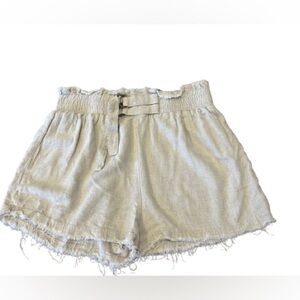 Umgee USA Women’s High Waist Shorts adjustable belt and fringe detail Size Large